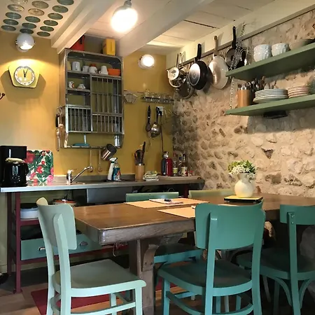 Charming House Near Alabaster Coast Ferienhaus *